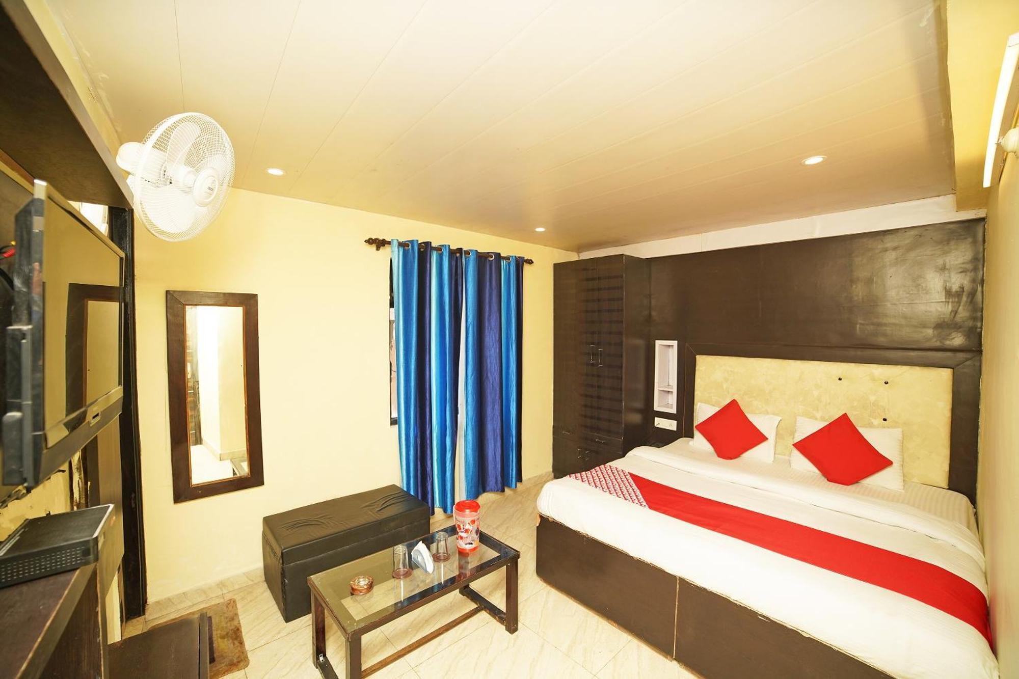 Oyo Flagship 8594 Golden Nest Hotel Nainital Exterior foto