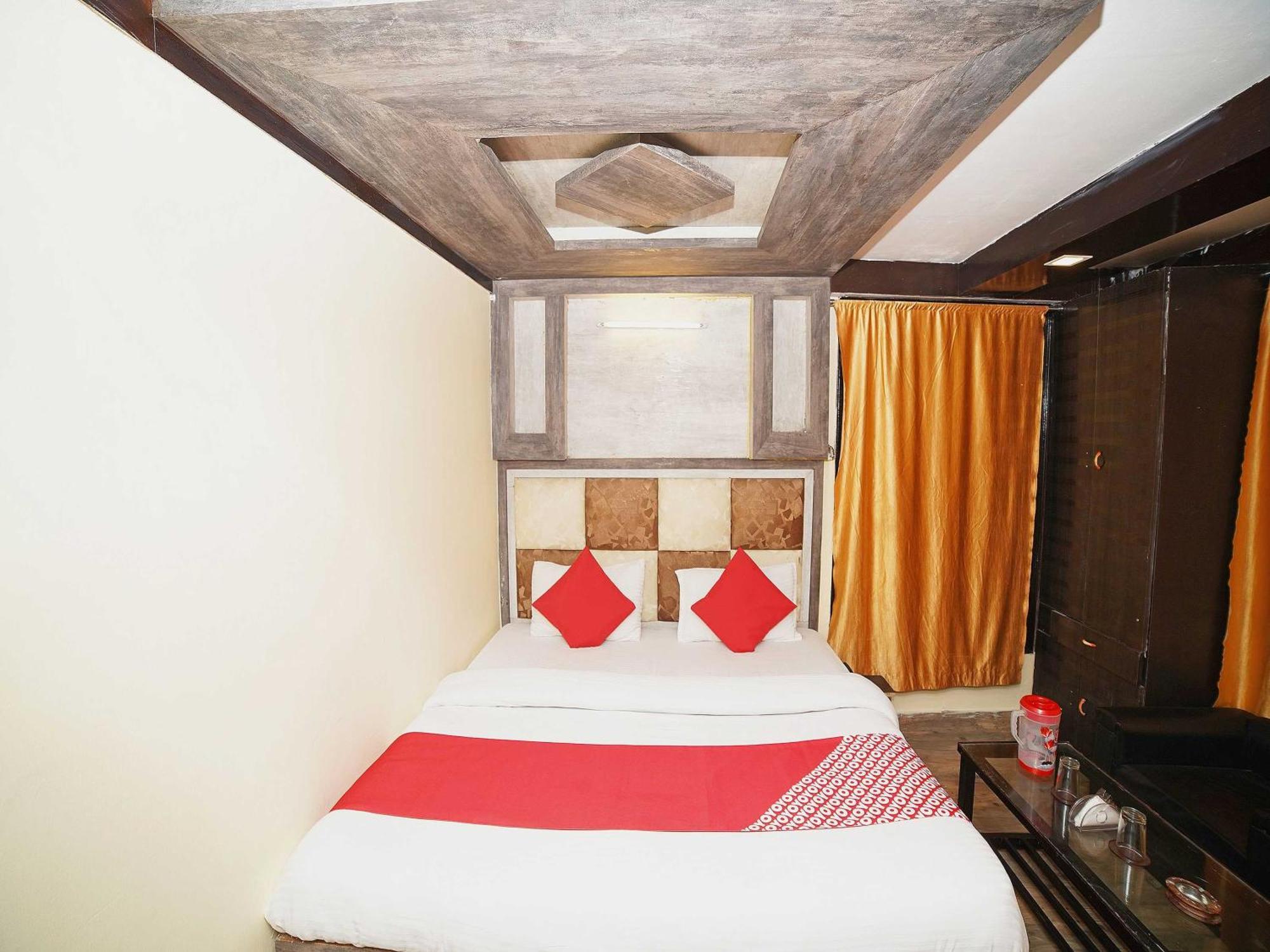 Oyo Flagship 8594 Golden Nest Hotel Nainital Exterior foto